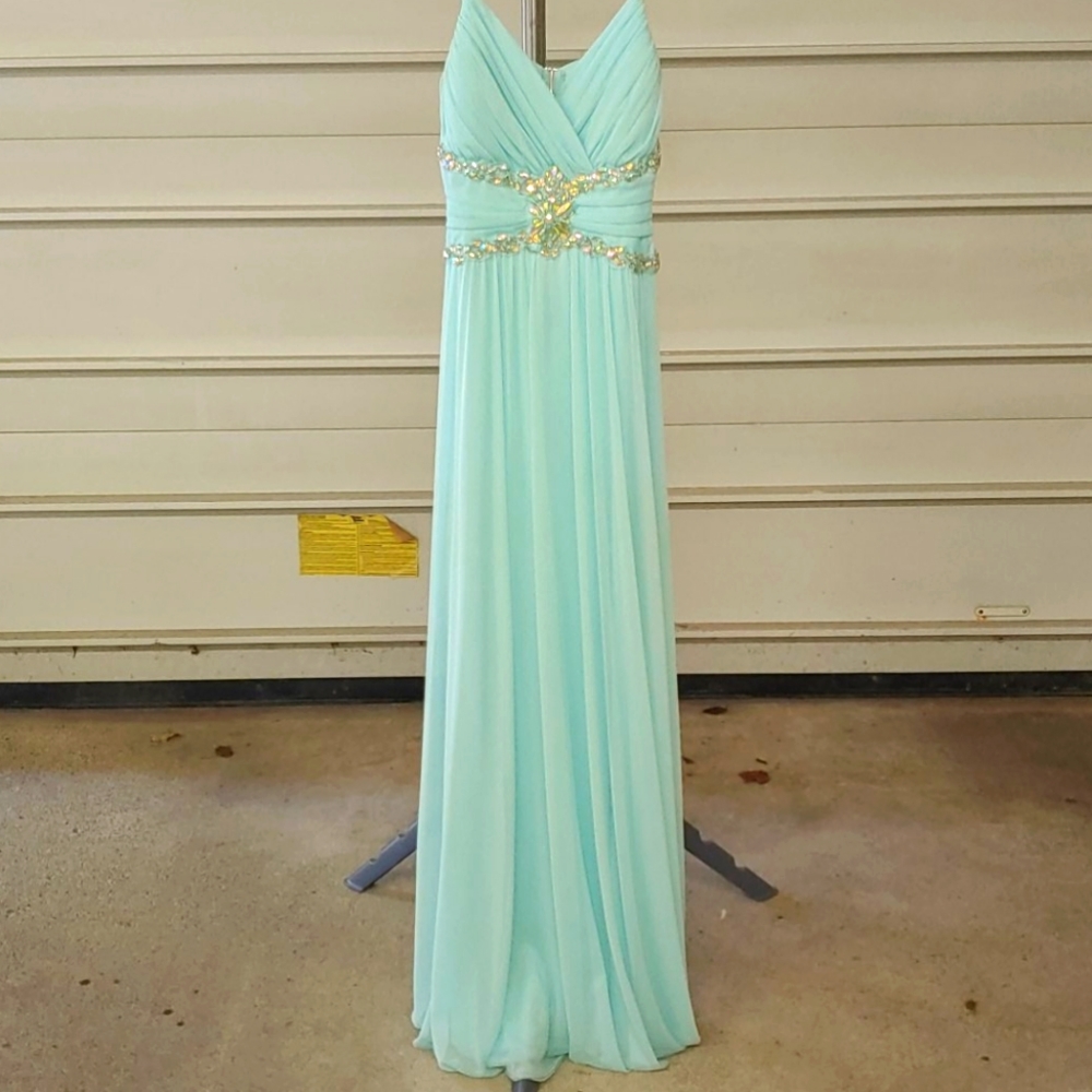 Prom gown